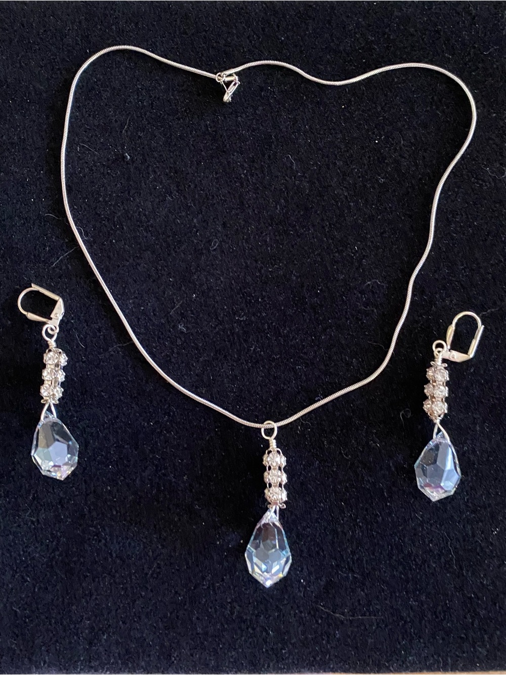 Clear Crystal Teardrop Necklace and Earring Set - Silver
